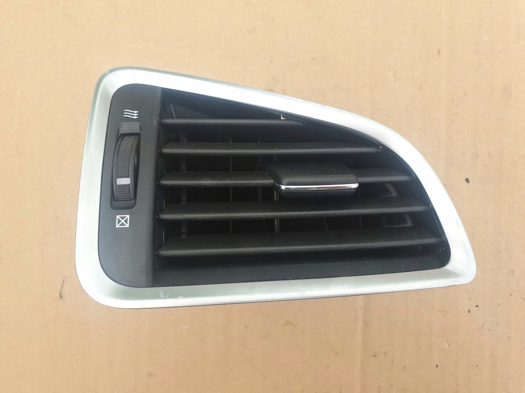 фото №5, Решітка обдув повітря права suzuki sx4 s-cross 20r