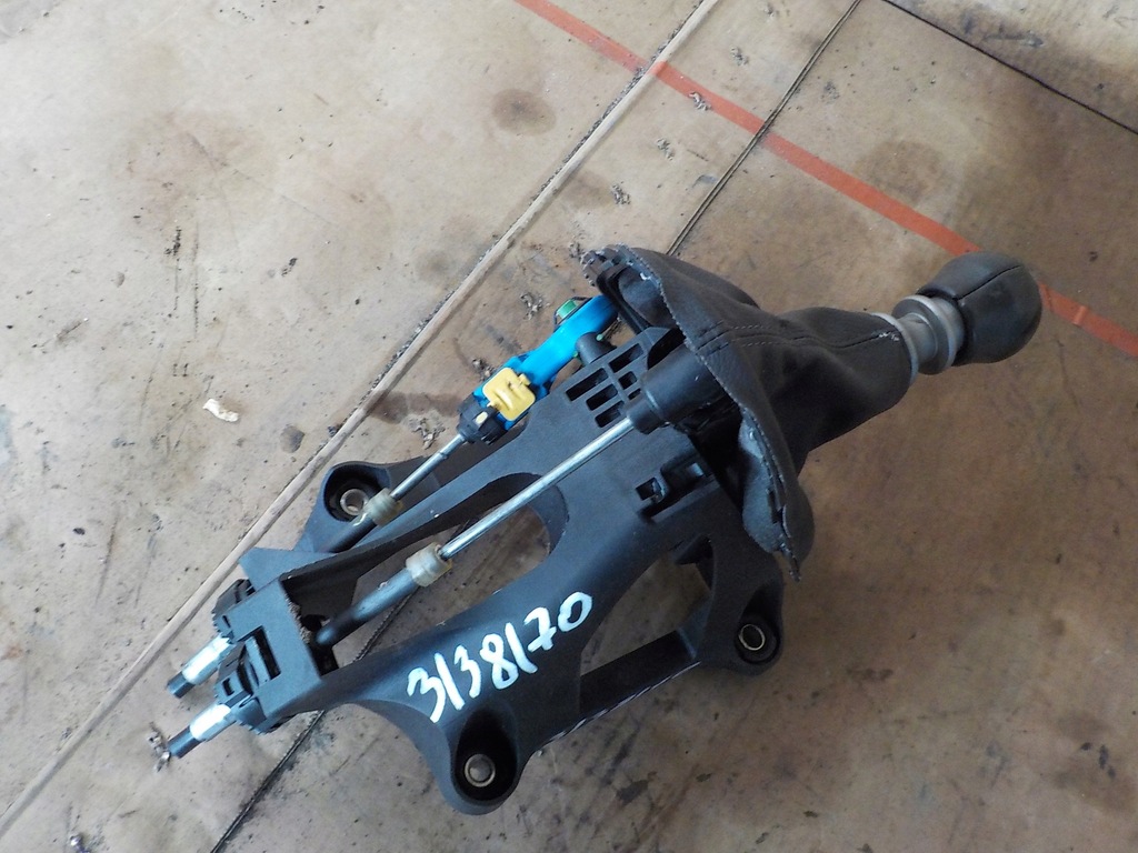 фото №7, Toyota auris 1.3b домкрат перемикання передач 112102525