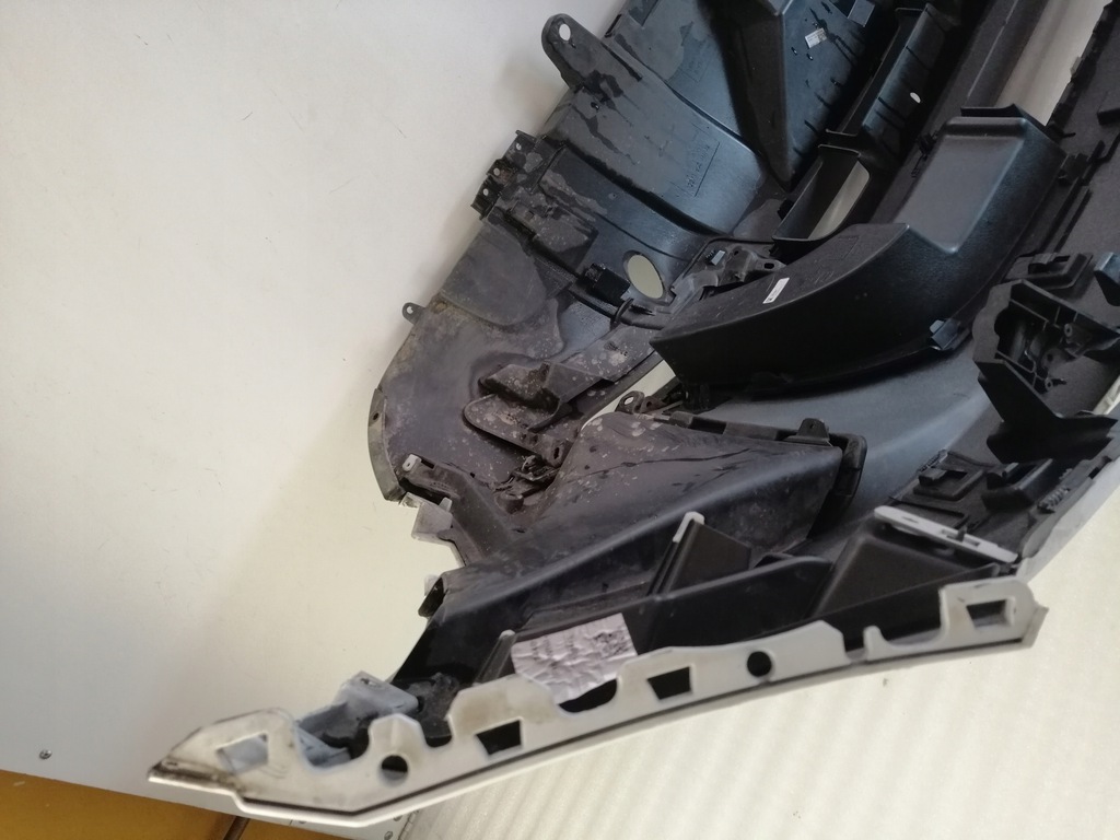 фото №12, Land rover discovery 5 бампер перед