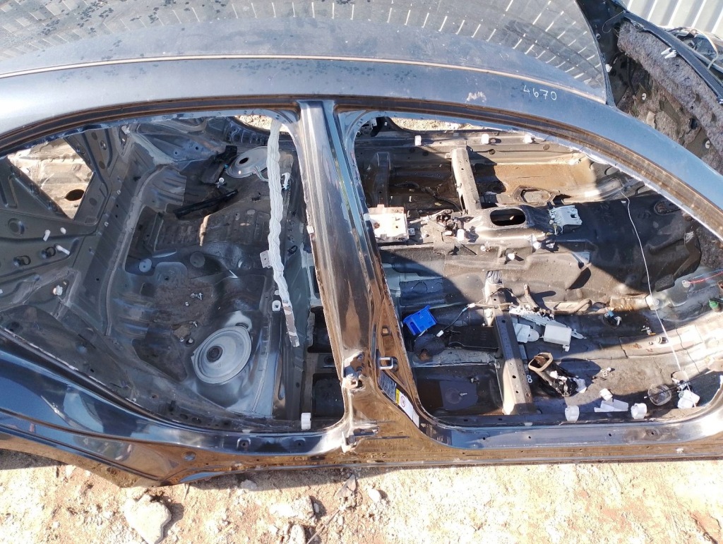 Поріг праві + стійку  середній lexus is 2 1g0 Доставка