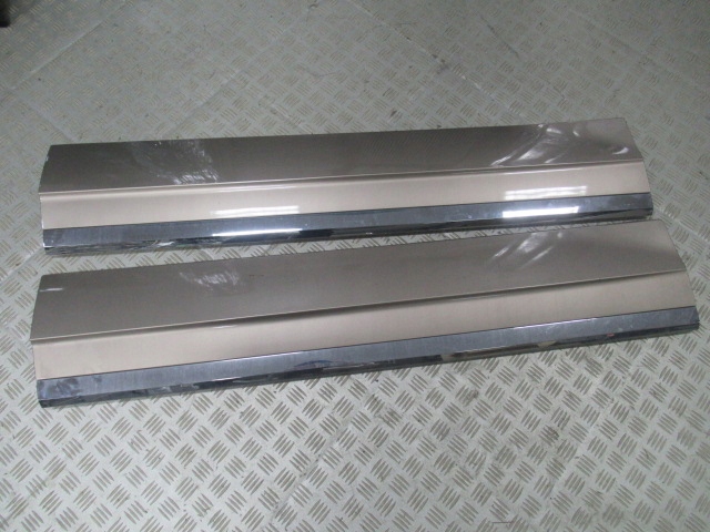 фото №1, Молдинг накладка дверь левый перед vw touareg iii