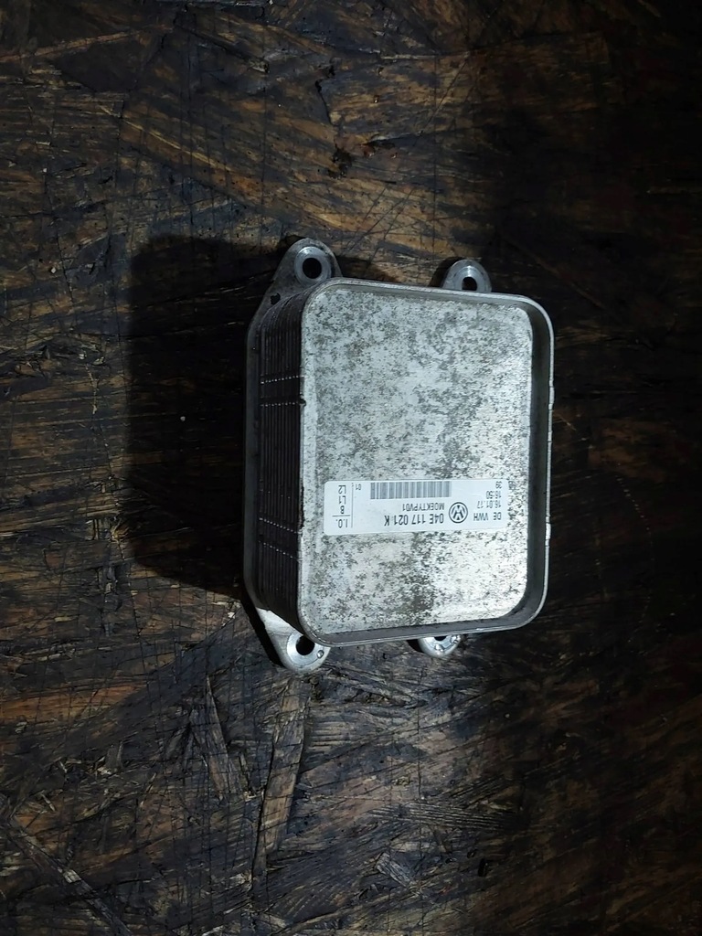 фото №8, Радиатор масла seat leon iii 1.2 tsi cyv 04e117021k