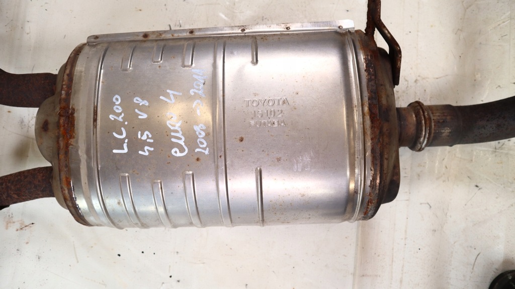 фото №8, Toyota land cruiser 200 4.5 v8 08-11 гаситель выхлоп труба 15102