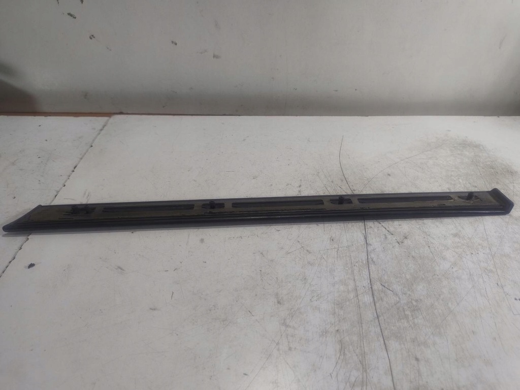 фото №6, Молдинг крила правий задня audi a3 8p 3d 8p3853700b