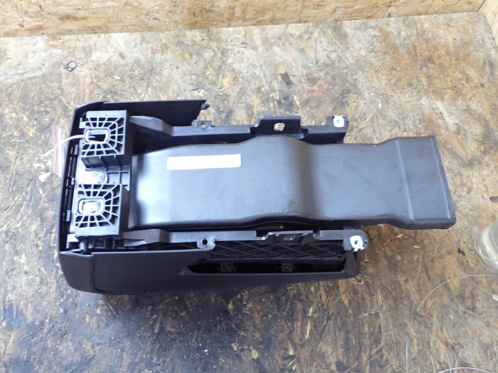 фото №6, Перетворювач напруги підлокітник vw passat b7 2.0 tdi sedan dsg 10168