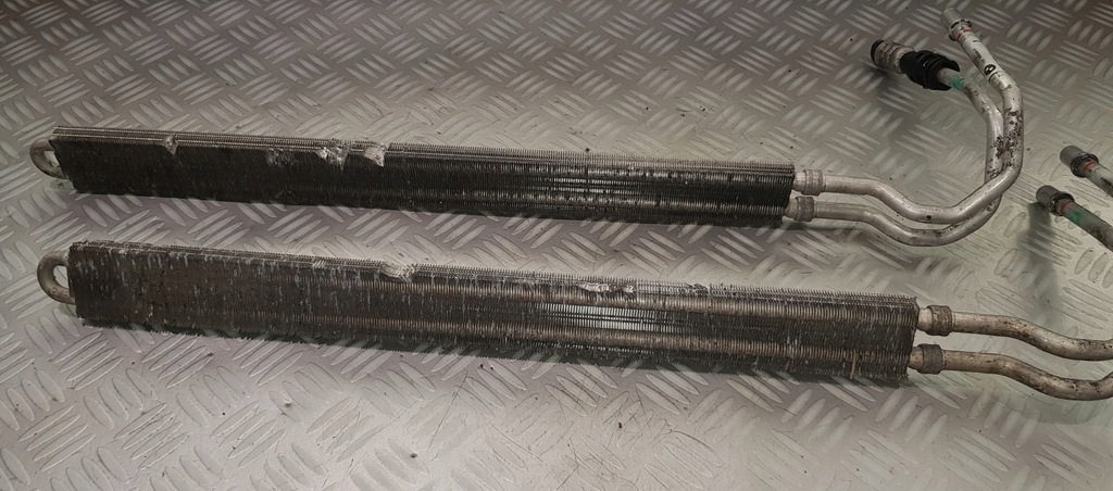 фото №9, Bmw 5 e60 e61 e63 e64 2.0 2.5 3.0 3.5 d радиатор масла усилителя 7800369