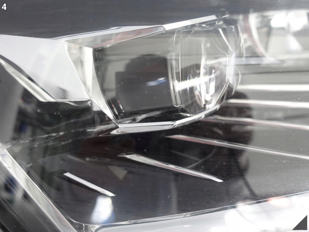 Skoda fabia 3 рестайлинг  6v1 18-21 фара full led r европа в Украине