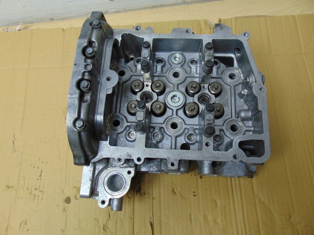 фото №11, Головка цилиндров subaru impreza forester 2.0d pr.