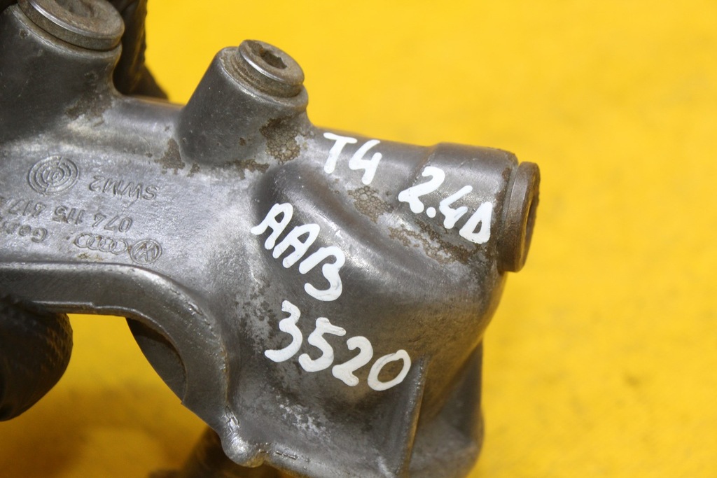 фото №8, Основа фільтра оливи vw transporter t4 074115417a