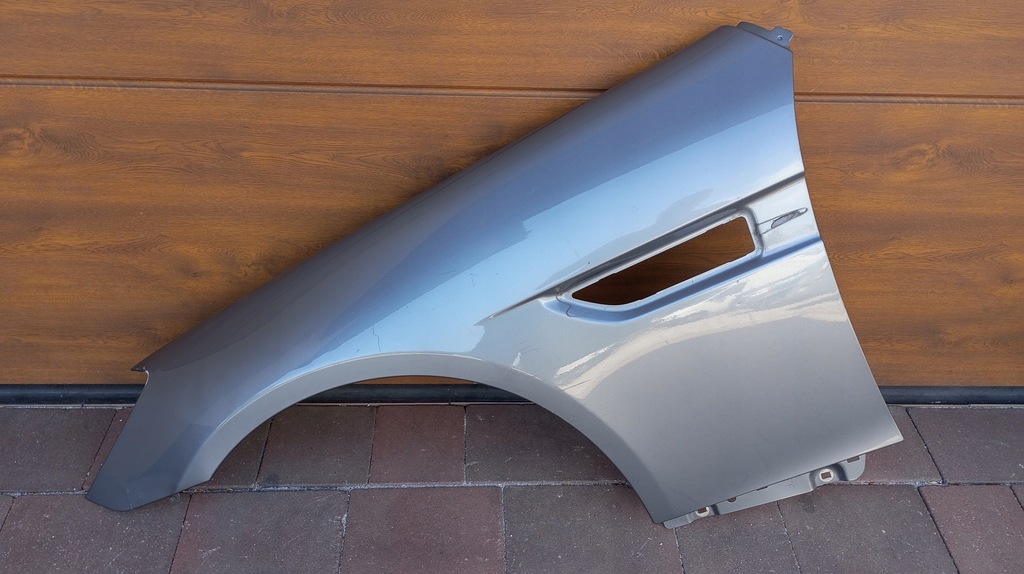 фото №1, Mercedes slk iii r172 2011 ---передний крыло перед r172