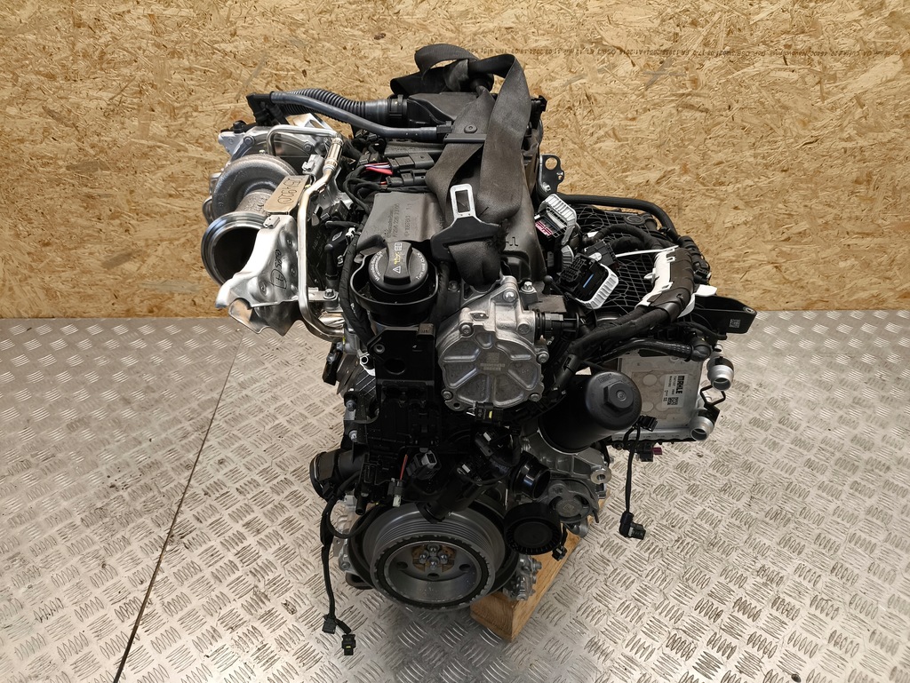 фото №7, Mercedes c klasa w206 двигун 2.0 бензин 254920 kompletny