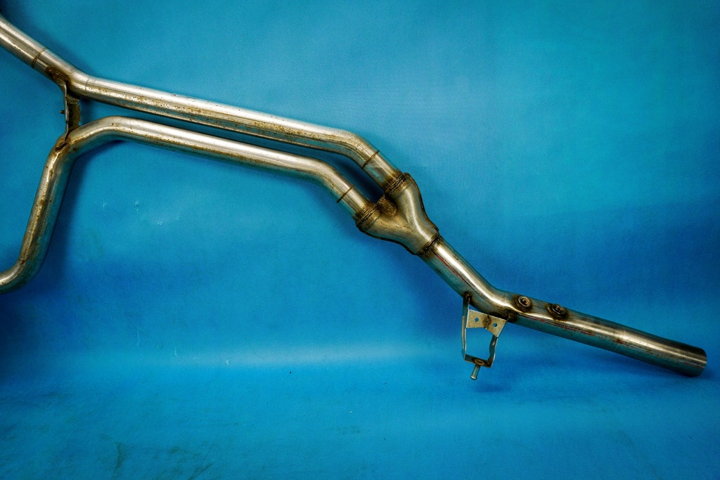 фото №8, Вихлоп audi q5 8r fl 3.0tdi 8r0253078br 8r0253409n 8r0253609al 8r0253609ak