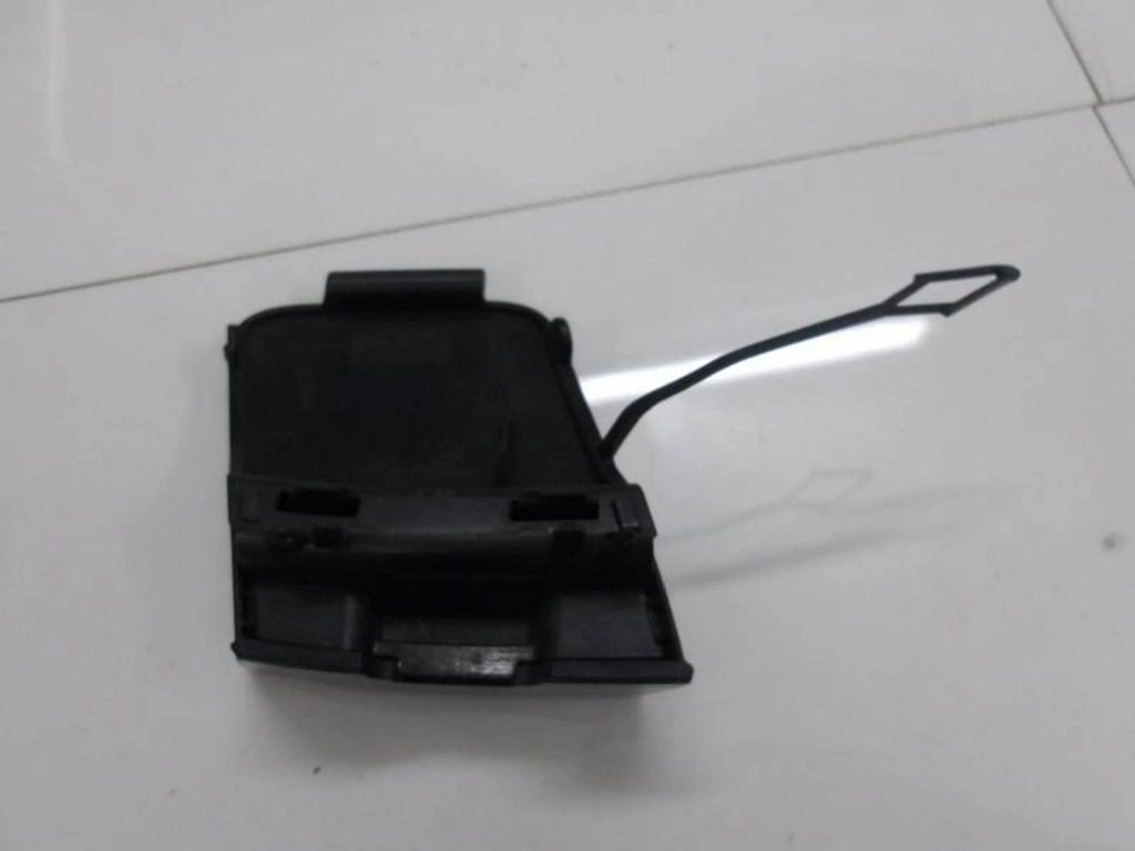 фото №2, Mercedes b-klasa w247 заглушка hak бампер перед