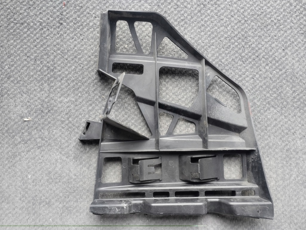 фото №1, Ford s-max mk1 напрямна бампера лівий задня 6m21-r17e851-ad