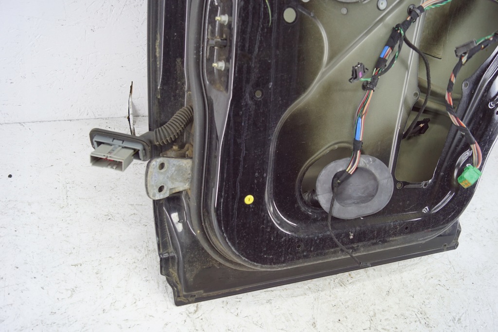 фото №14, Дверь правый задняя land rover discovery iii org lak