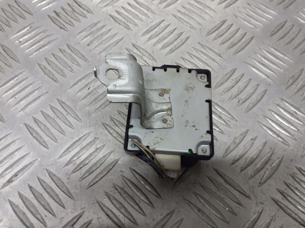 фото №2, Модуль иммобилайзер toyota yaris verso