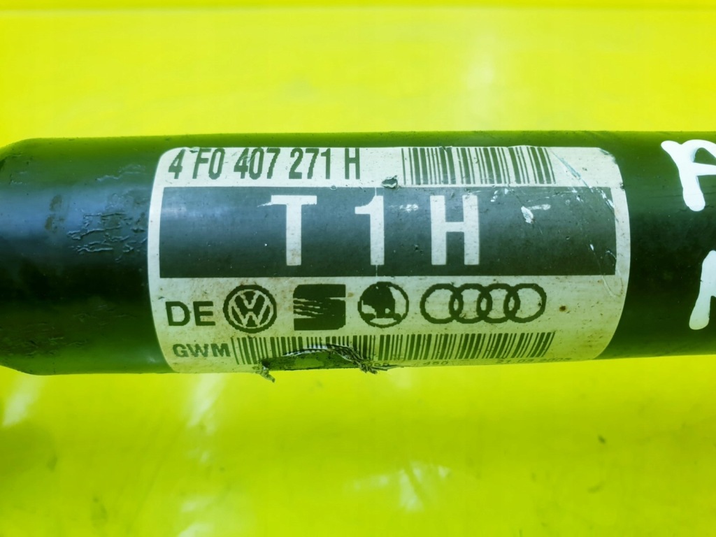 Приводной вал шрус  левый перед audi a6 c6 2.4 3.2 fsi автоматическая коробка передач в Украине