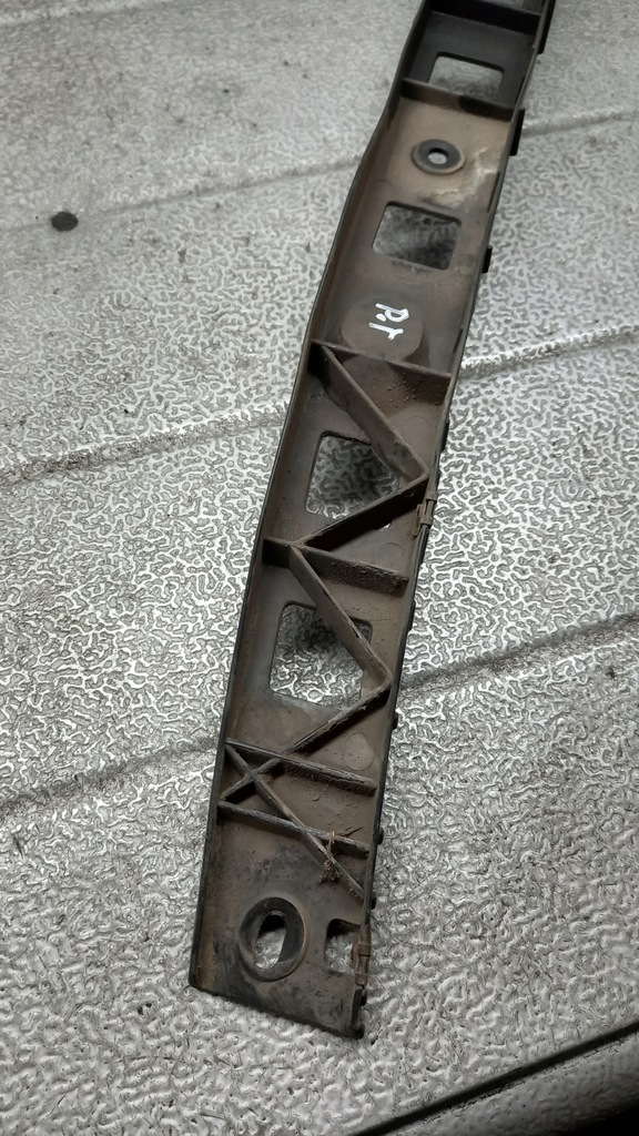 фото №5, Направляющая правый задняя skoda fabia 03r hb 6y6807864