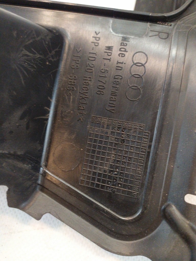 фото №11, Впуск воздуховод воздуха правая audi a6 s6 c8