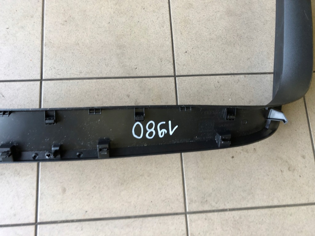 фото №6, Audi a1 захист верхній кришки багажника 82a867973