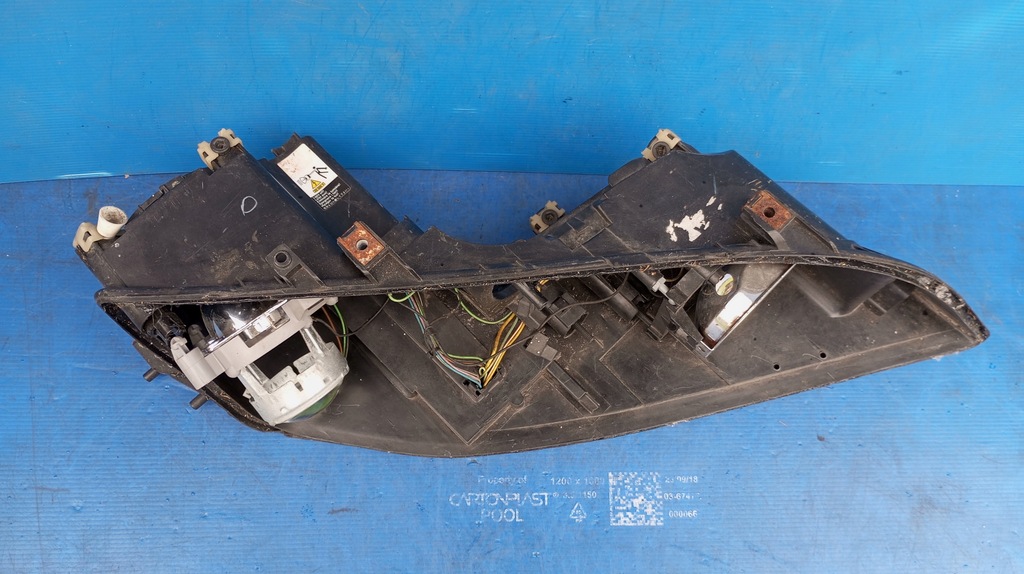 фото №7, Корпус лінза лампи правий перед f014003907 mazda 6 gg lift ксенон