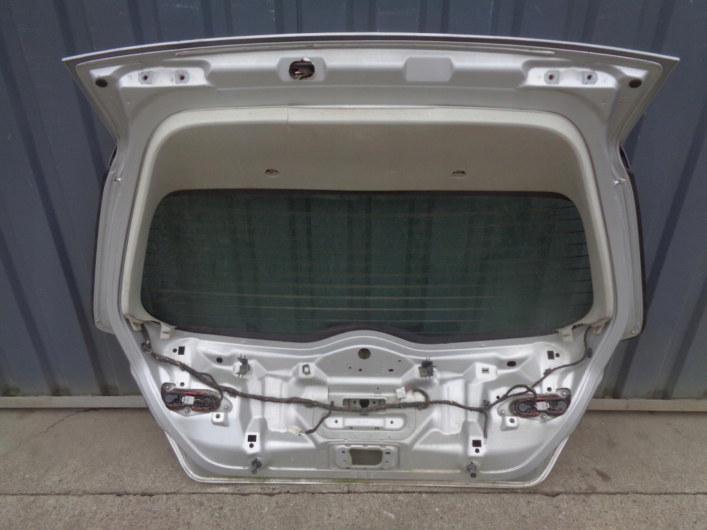 Крышка багажника задняя alfa romeo 159 универсал 2006r. as2 kod 565/a Оригинал