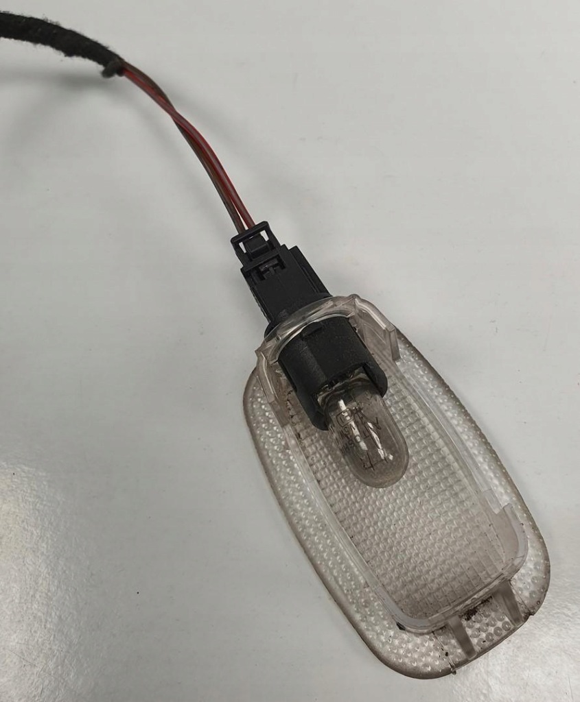 фото №2, Лампа освітлення салону кабіни mercedes actros mp4 a9608200501