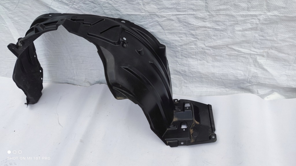 фото №1, Подкрылок toyota yaris cross левая передние