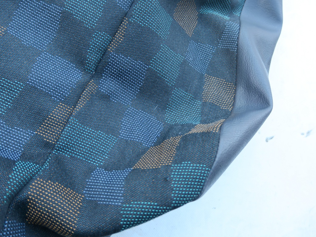 фото №2, Обшивка спинка l mercedes vito w638 lift