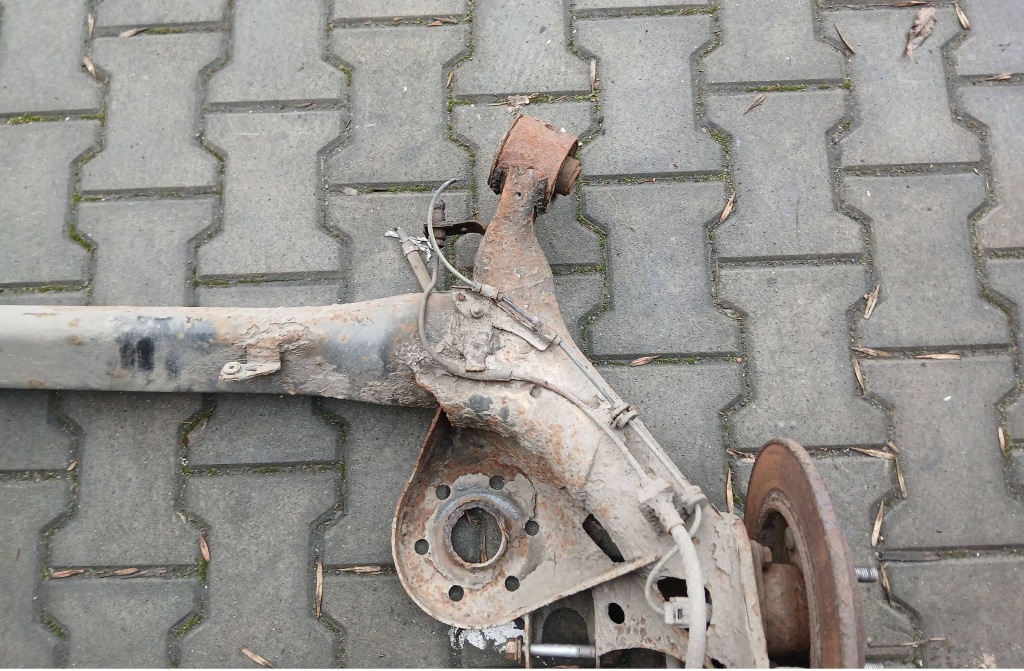 Toyota auris 1 балка подвеска задняя ось задний 1.4 d4d 2007r в Украине