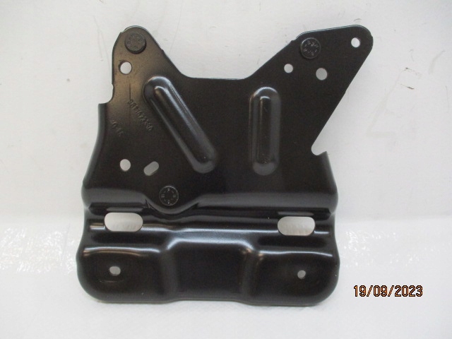 фото №1, Peugeot 208 ii кронштейн основа радара 9811673380