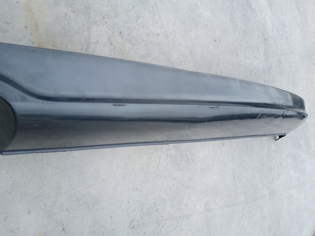 Audi a4 b7 дифузор накладка заднього бампера s-line 1,9 2,0 tdi lx7z 19-11 Зі Шроту