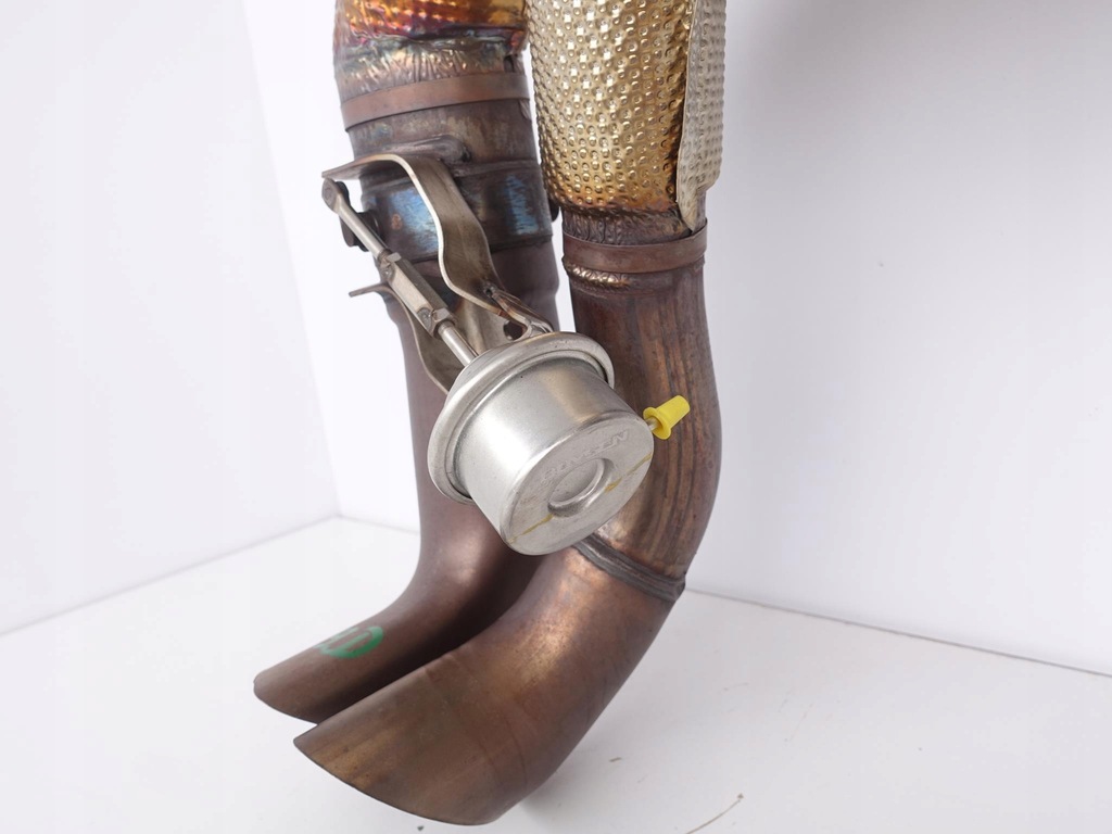 фото №4, Audi r8 4s0 15- выхлоп гаситель 4s0251609b