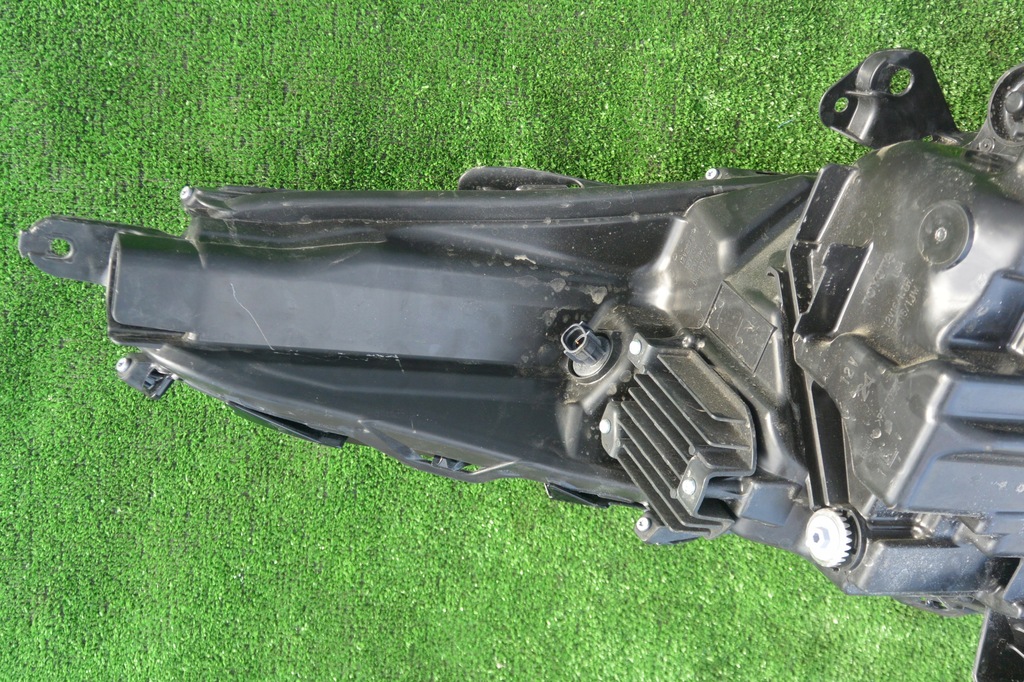 фото №7, Toyota highlander usa лампа права ліва led 19- kpl