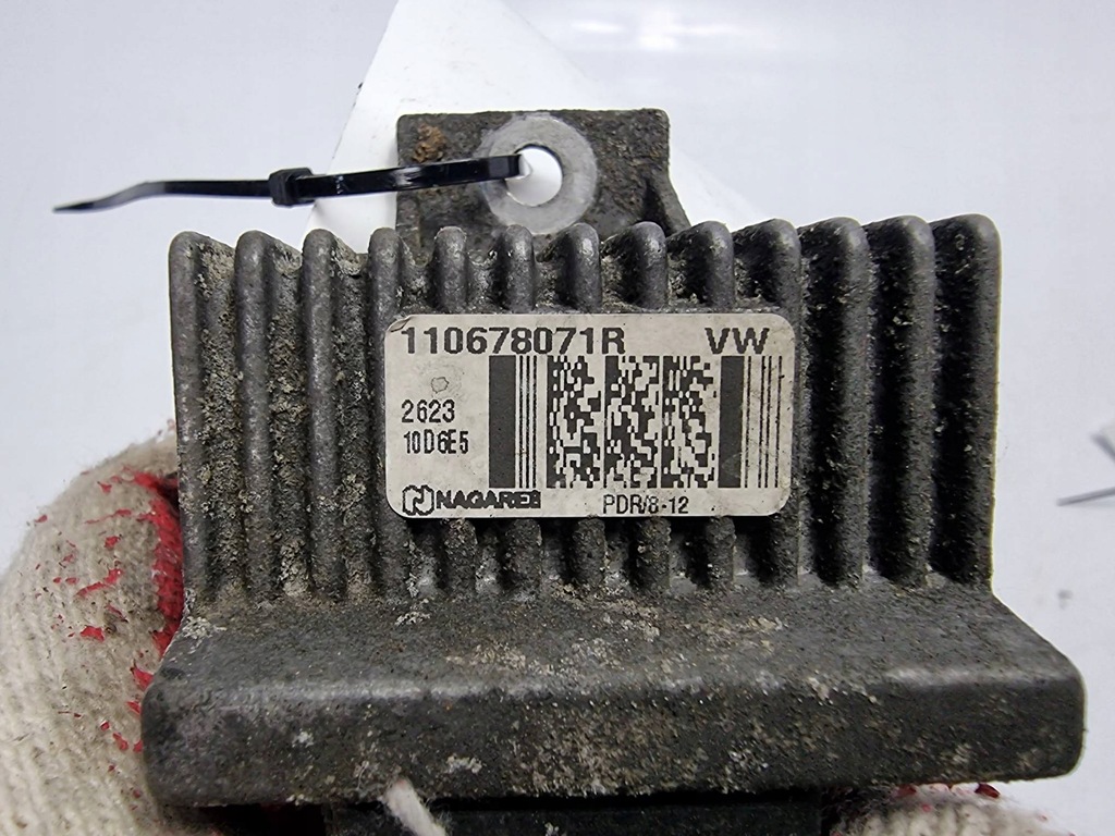 фото №3, Реле свічка розжарювання 110678071r свічка renault master iii