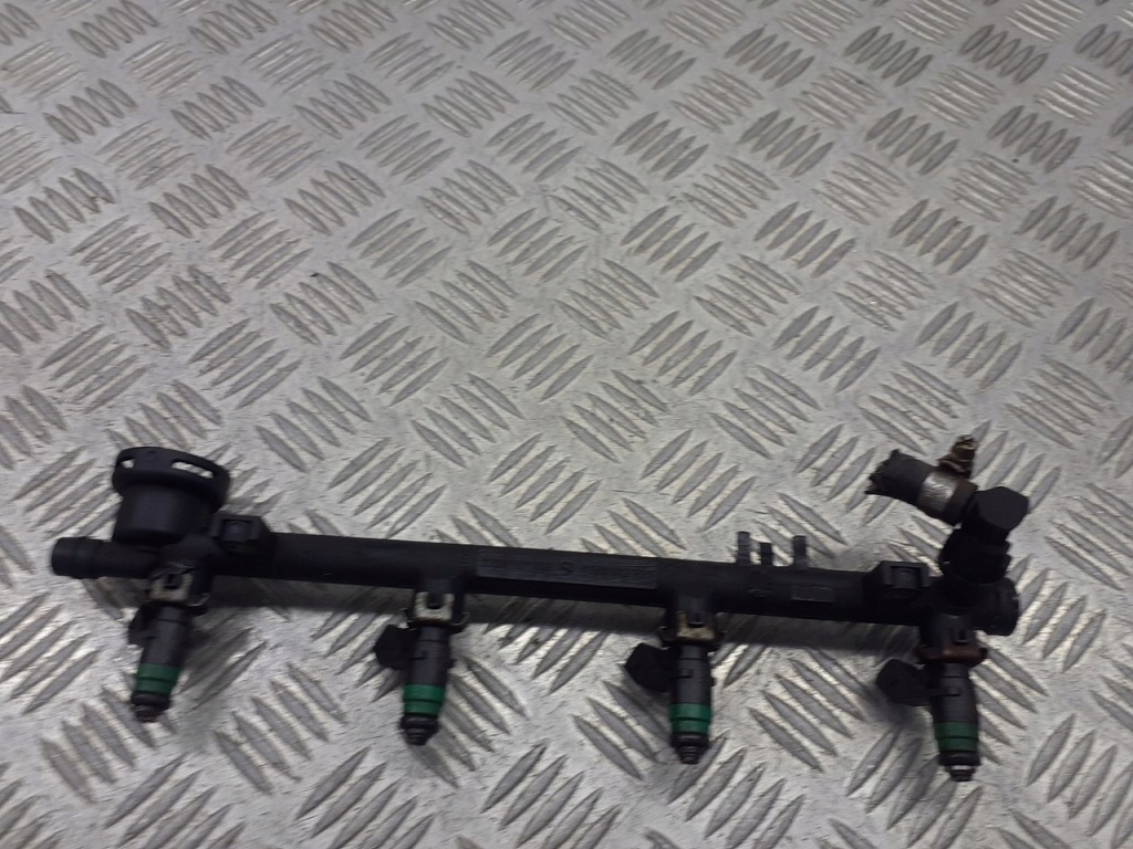 Купить Молдинг впрыскная renault megane ii 2.0 16v 7700112777 7700107405