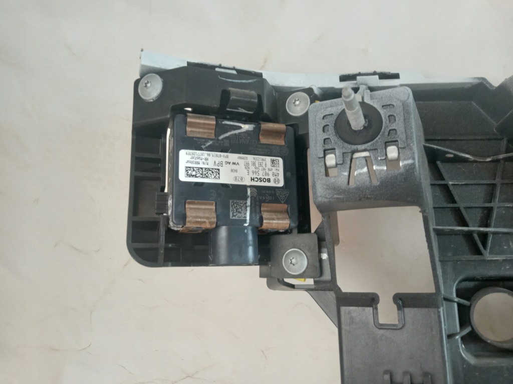 фото №9, Audi a5 cabrio 8w 17- направляющая бампера задняя радар usa