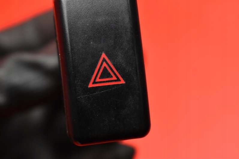 фото №7, Вимикач світла аварійних bp4k664h0 mazda 3 1 i bk 06-09