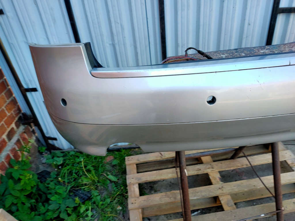 фото №5, Бампер задняя audi a4 b6 kombi ly7w 2 трубы