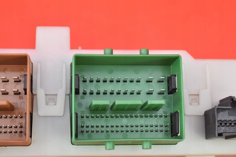 фото №12, Коробка предохранителей bsi 6g9t-14c256-gf 30786133aa volvo s80 2 ii 2.5 t