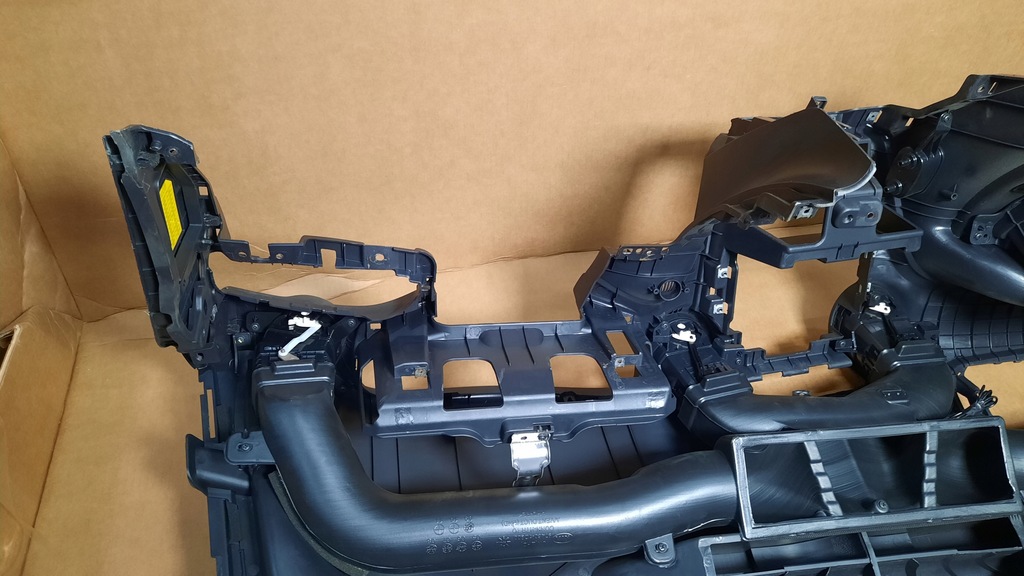 фото №15, Приборная панель приборная консоль kia carens iii 09r eu