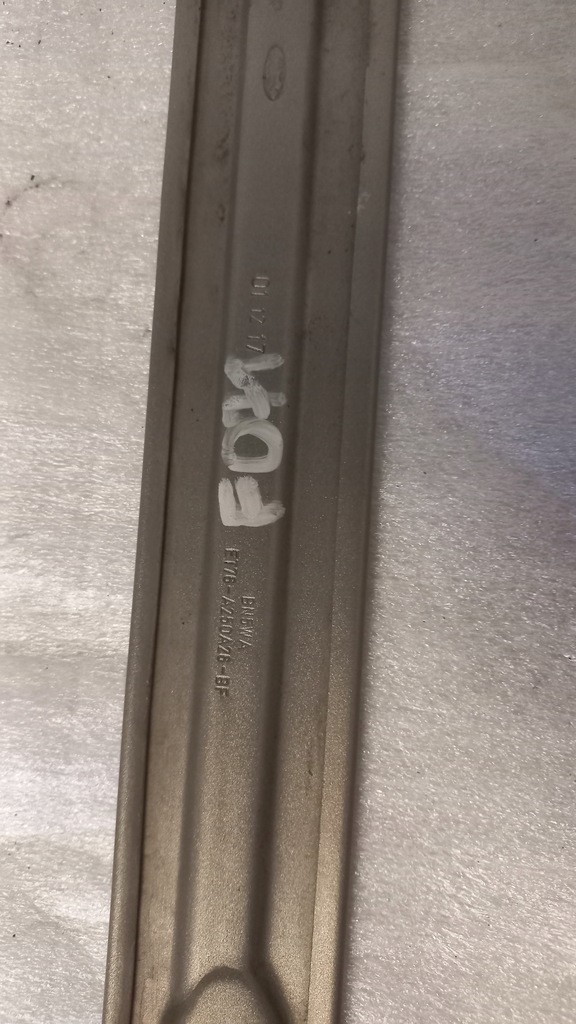 фото №11, Transit mk8 courier молдинг накладка защита крыла направляющая