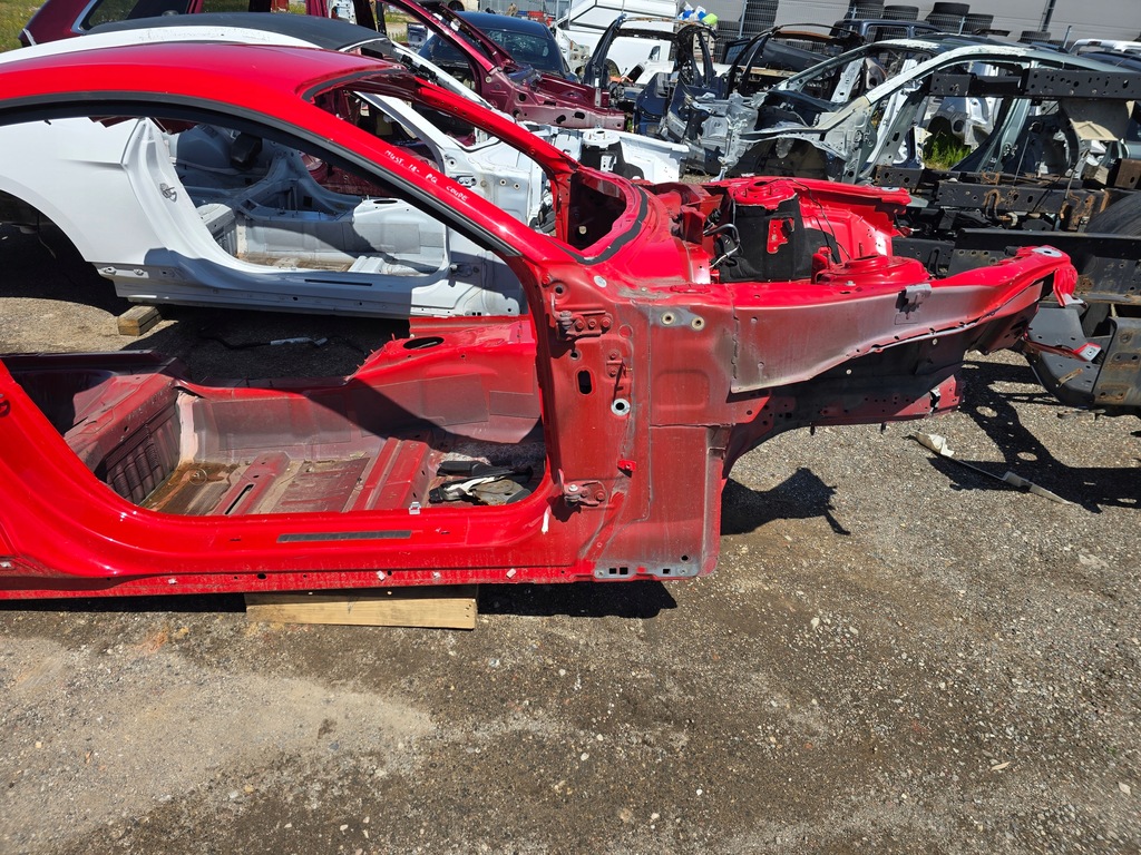 фото №8, Ford mustang vi 15- четверть правый перед coupe usa pq