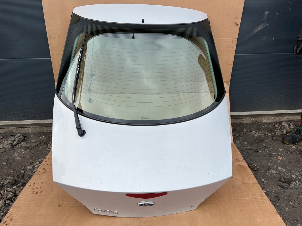 Купить Крышка багажника задняя стекло задний  ford cougar 1998-2002 серебристая