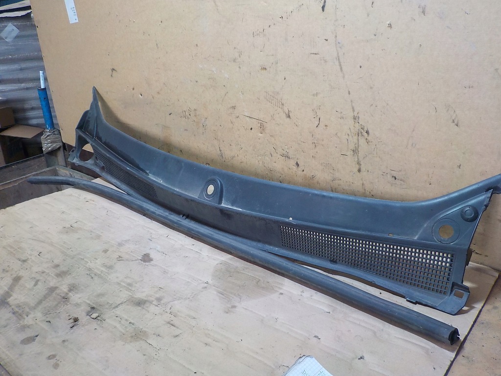 фото №1, Жабо sandero ii 668113105r