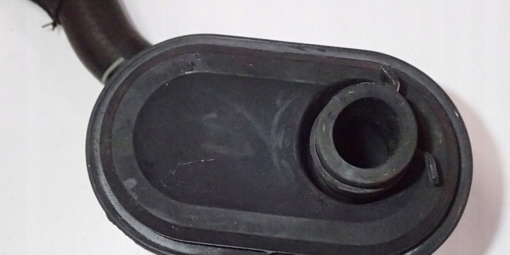 фото №8, Шланг втулка труба wody audi s6 a6 c6 4f1819350ac