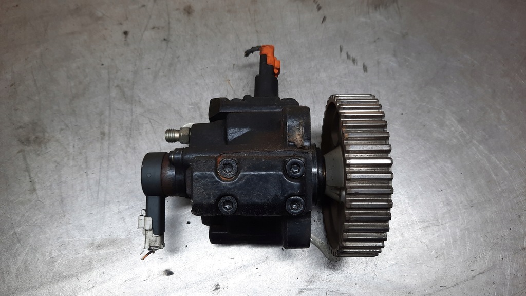 фото №1, Насос впрыскная citroen c5 2.0 8v