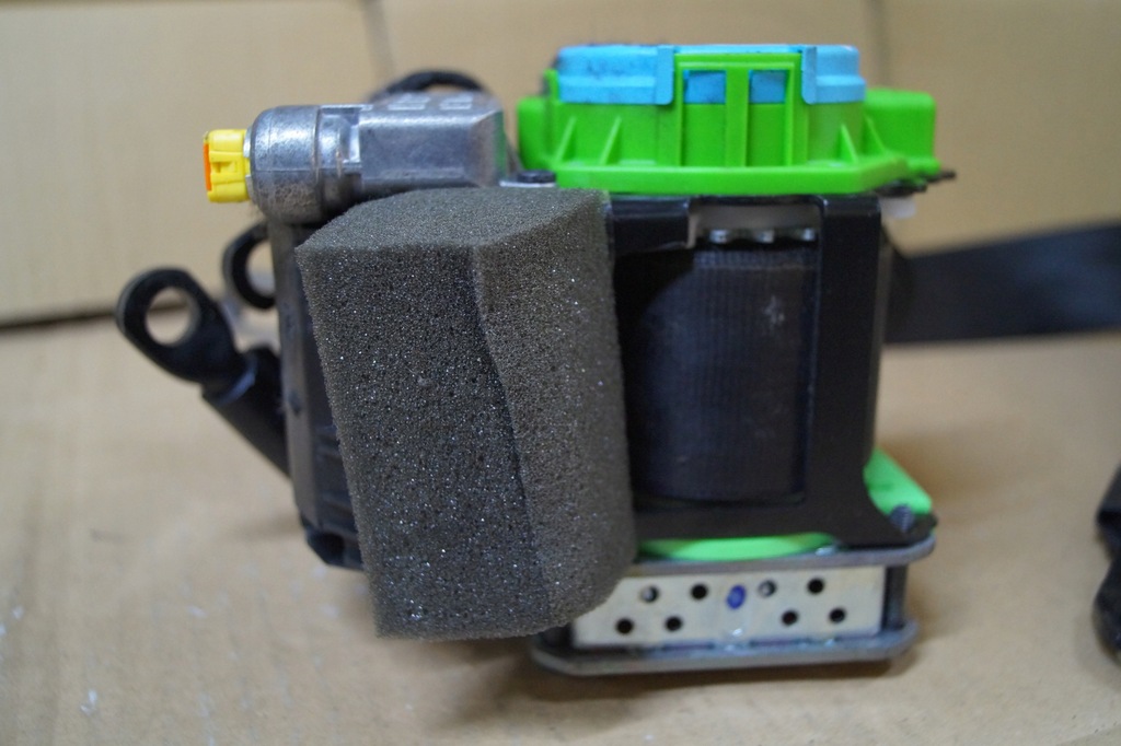 фото №7, Pas безопасности левый перед audi a5 8t cabrio