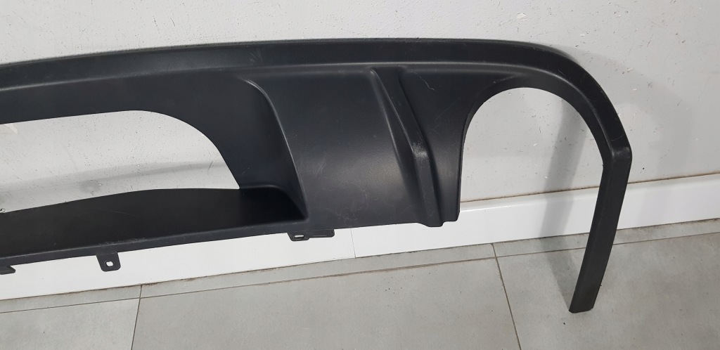 Vw touareg ii r-line накладка бампера задний  7p6807568b Доставка