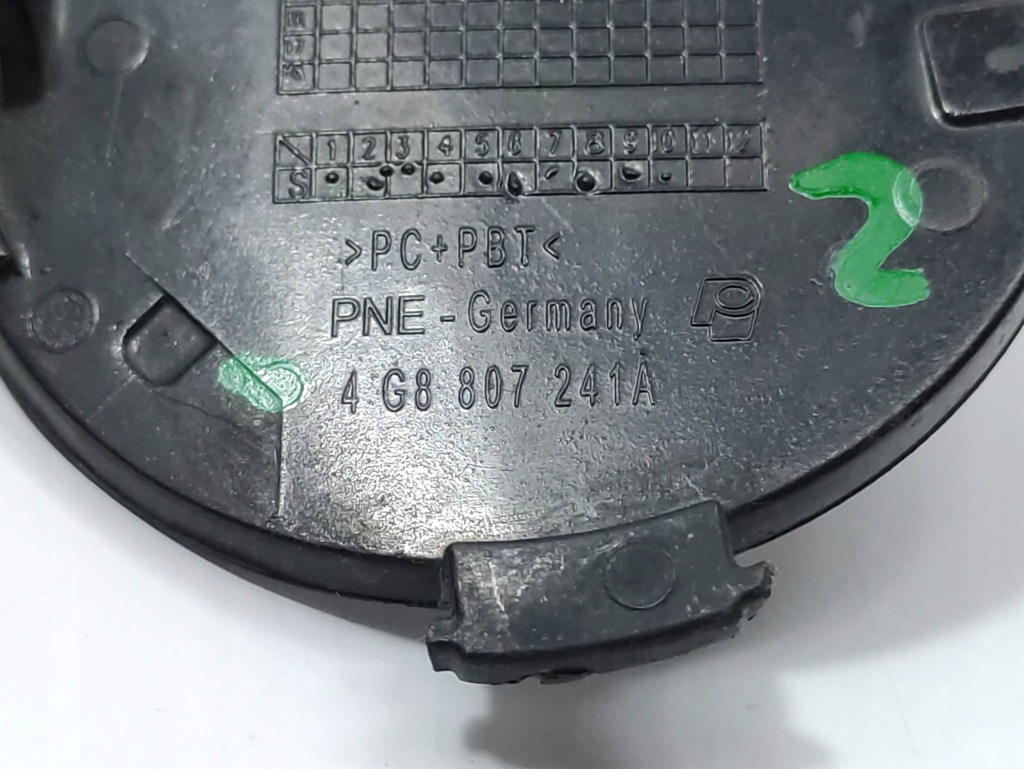 фото №9, Audi a7 4g s-line заглушка бампера фаркоп перед 4g8807241a